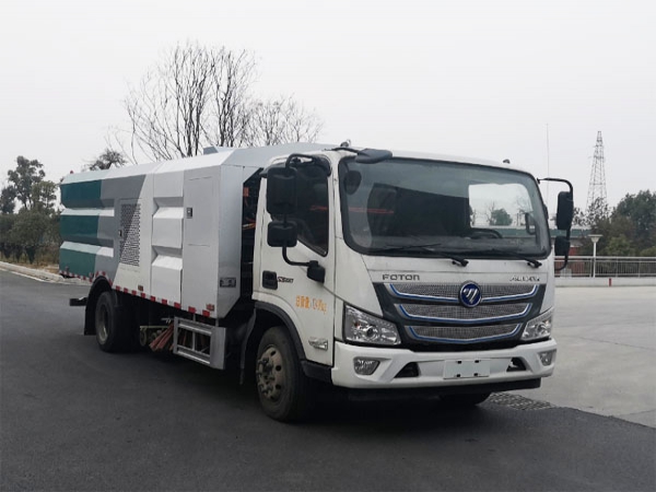 福田纯电动洗扫车